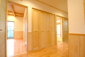 廊下 リビング・和室