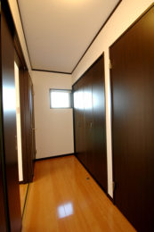 2F廊下・クローゼット